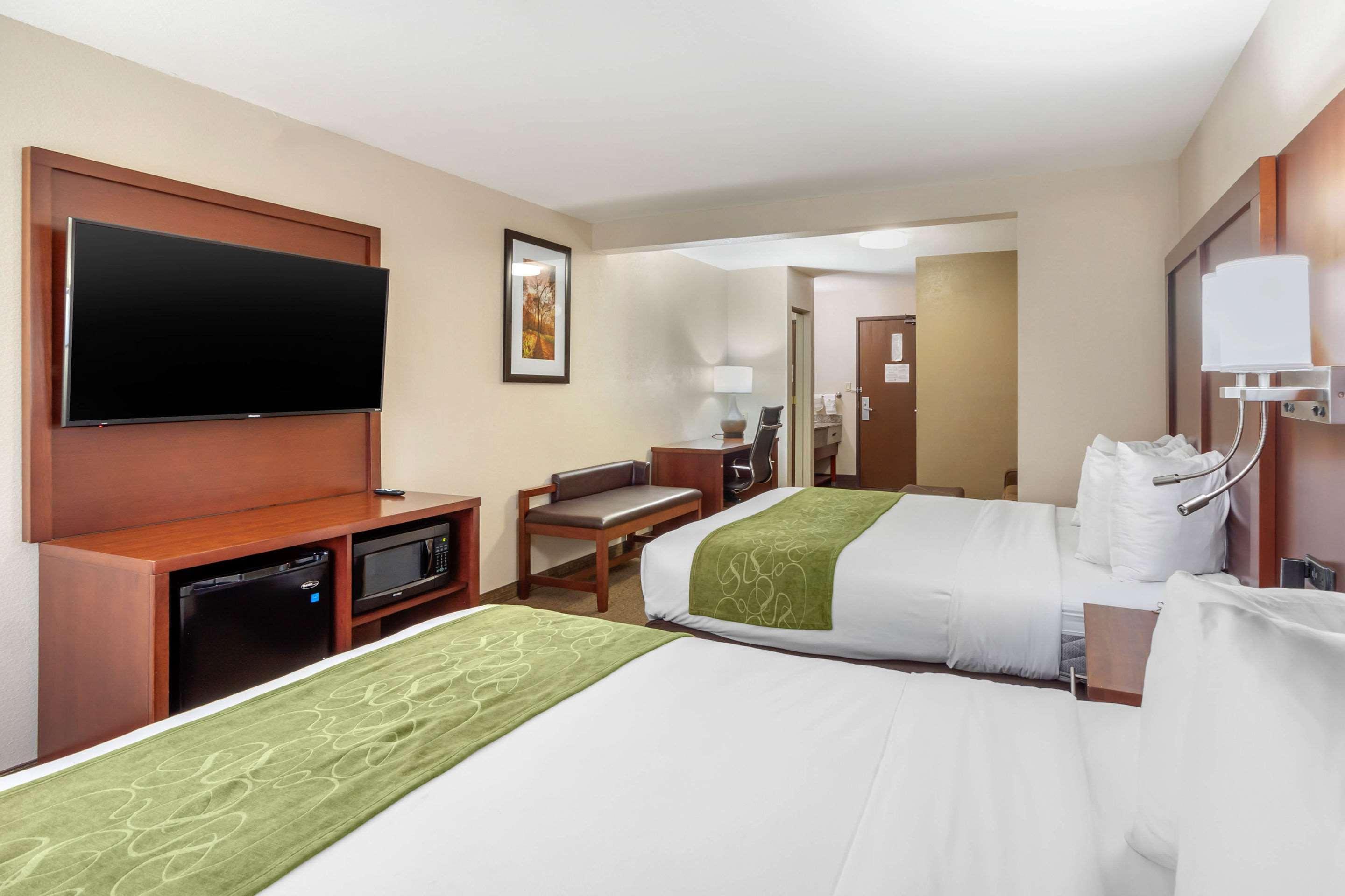 Comfort Suites Omaha East-Council Bluffs Exterior foto