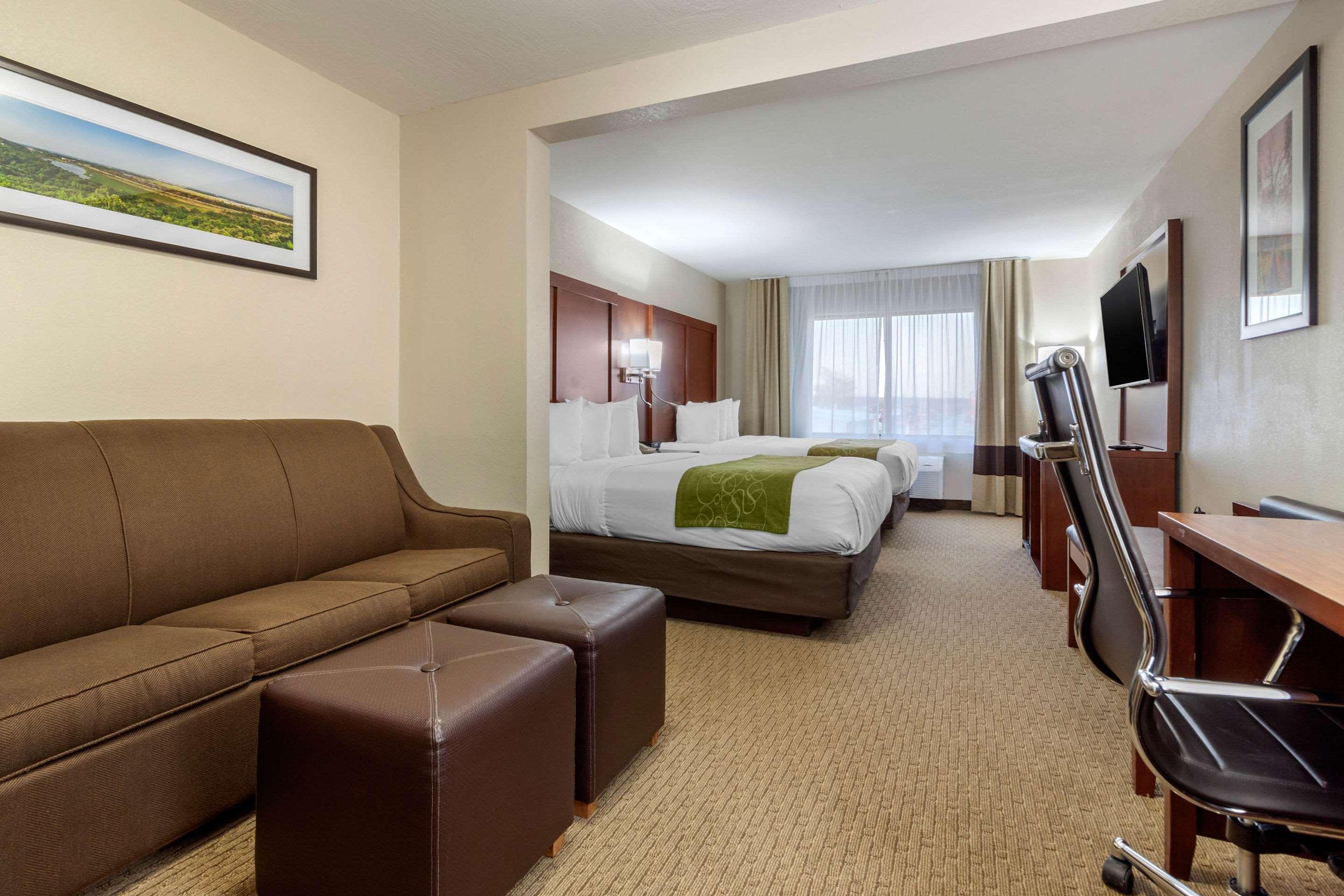 Comfort Suites Omaha East-Council Bluffs Exterior foto
